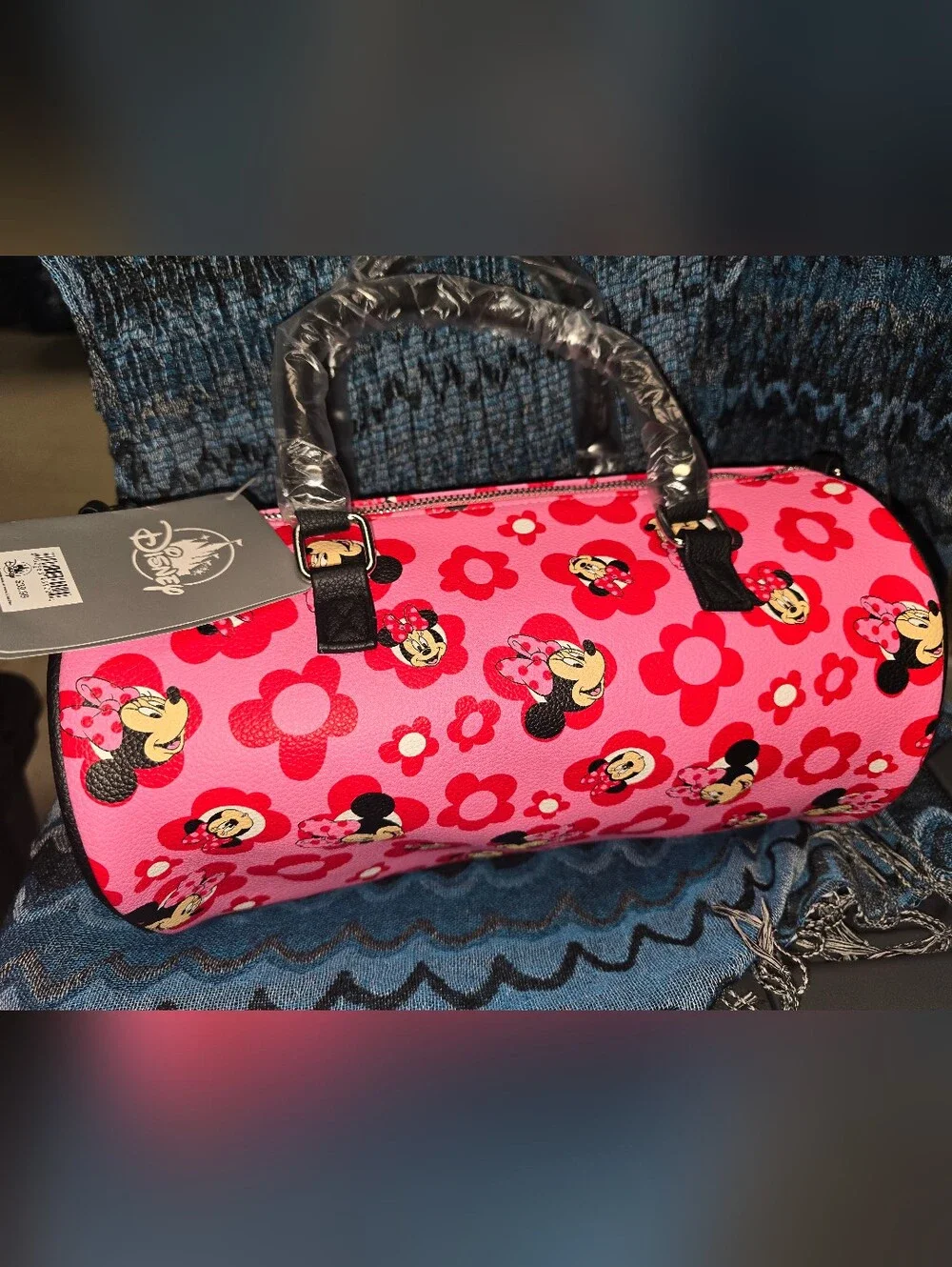 Disney Minnie Mouse Pink Floral Barrel Purse with Black Trim - Picture 2 of 3